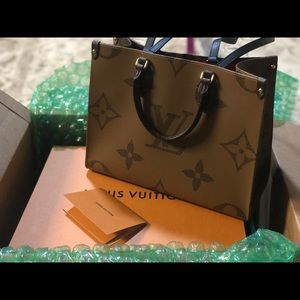 Aloha! Meet your posher, Aiko